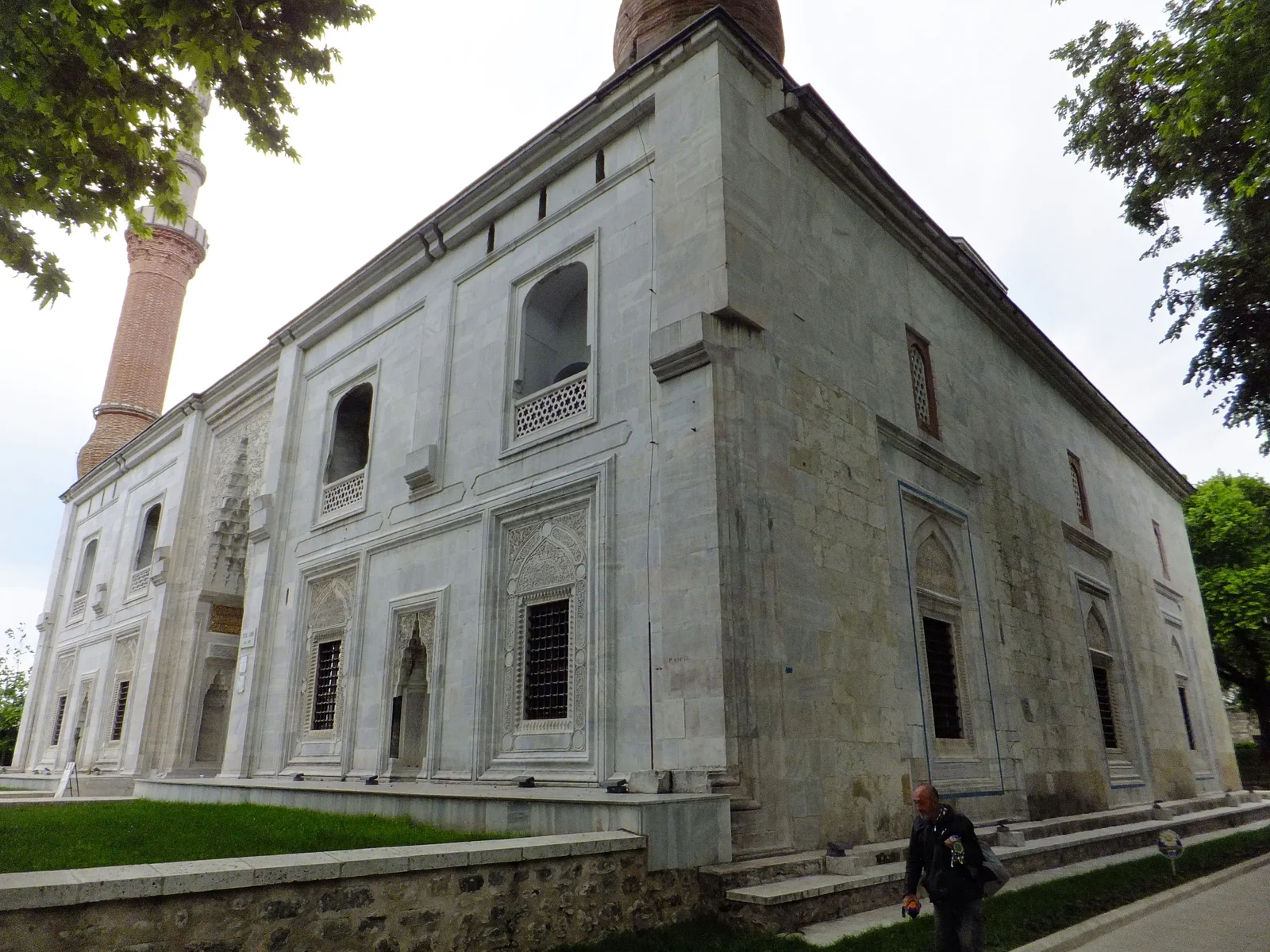 Bursa Yeşil Cami'nin dış cephesi